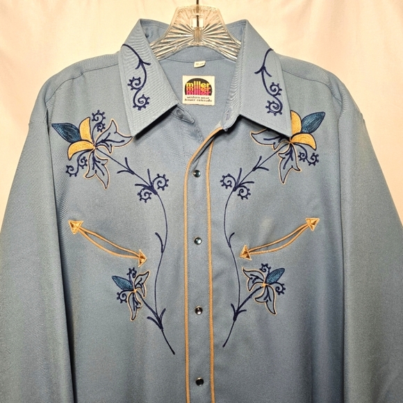 🛑 Vintage Miller Western Wear Mens Blue Embroidered Snap Front Shirt 17/35 - Picture 3 of 8